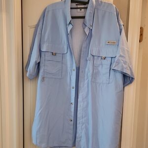 Columbia Sky Blue Button-Up Shirt